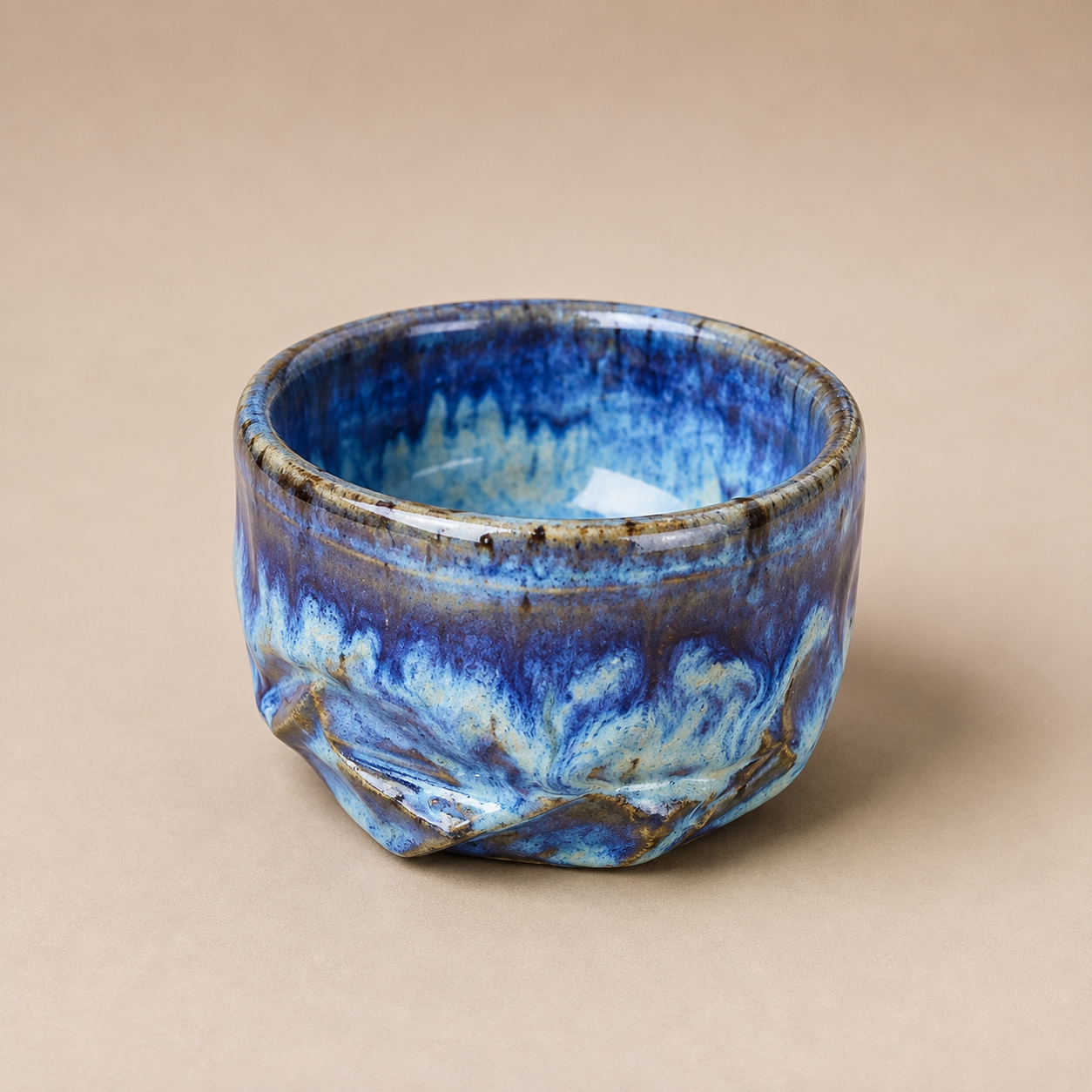 Tasse Entaille — Pièce artisanale